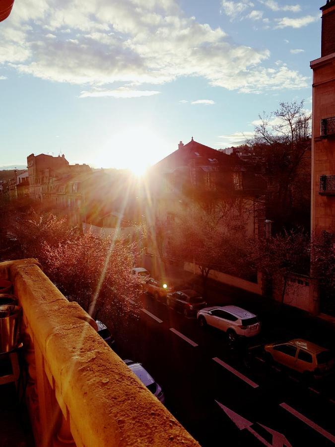 B&B Un Lit Sous Les Etoiles Nancy Exterior photo